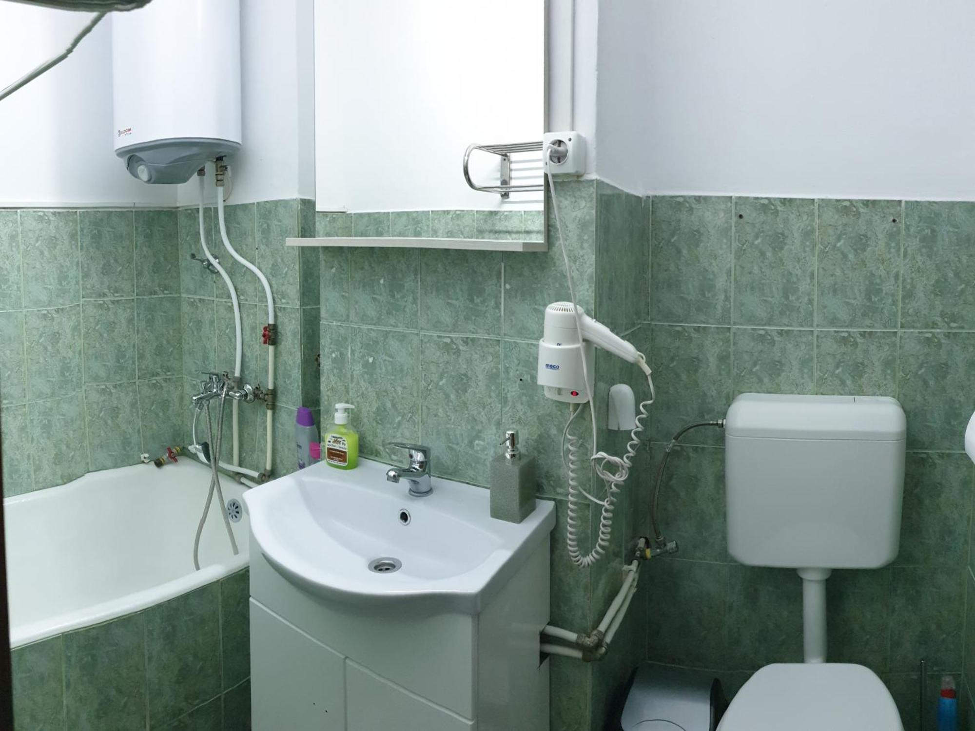 Elena Apartment โอร์โชวา ภายนอก รูปภาพ